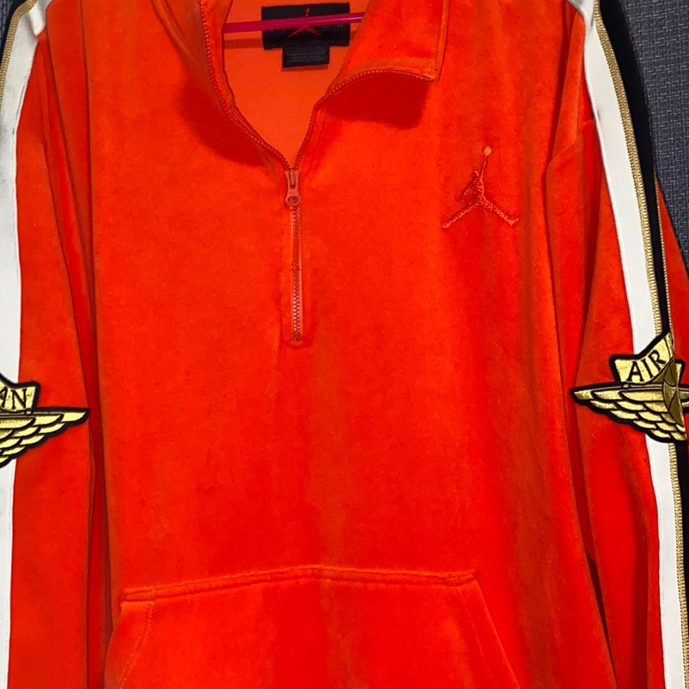 Air Jordan Pull Over